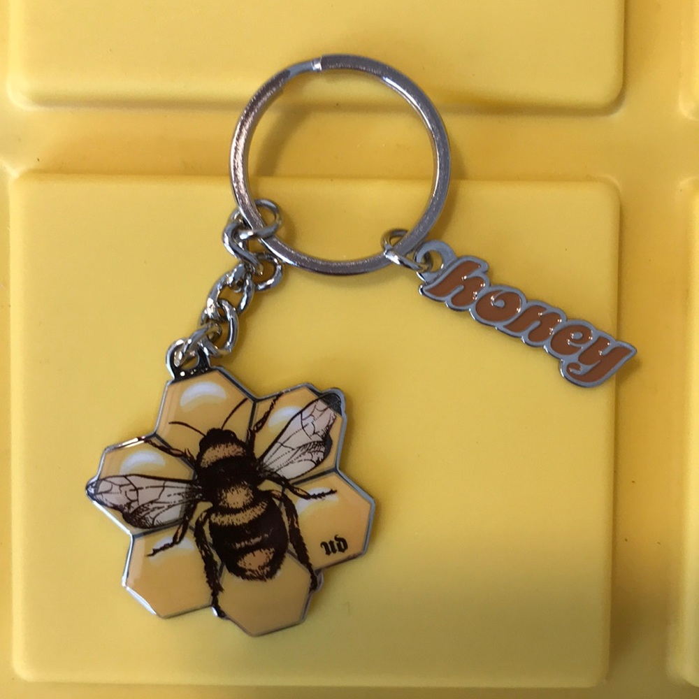 NWOT Urban Decay Honey Bee Keychain